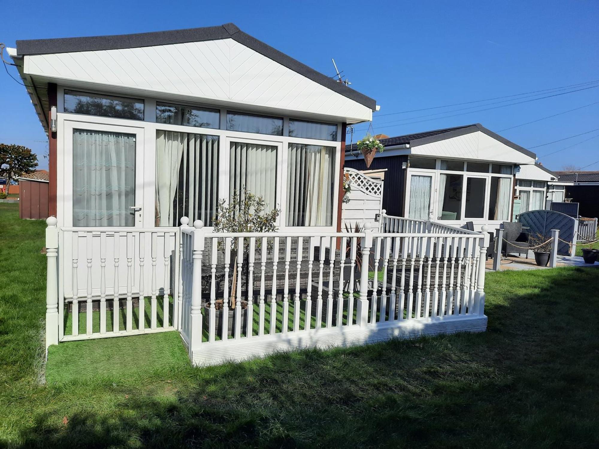 Family Tides-Chapel Saint Leonards Hotel Exterior photo